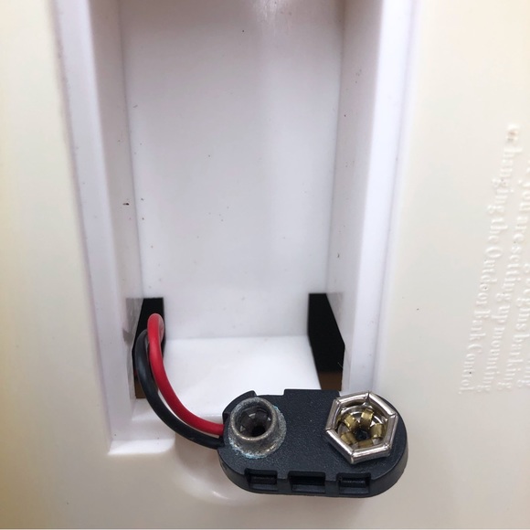 Ankuwa Ultra Sonic Bark Control Device Bird House - Picture 9 of 14